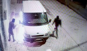 Şanlıurfa’da Husumetlileri başlarına ödül koydu, her gün saldırıya uğruyorlar