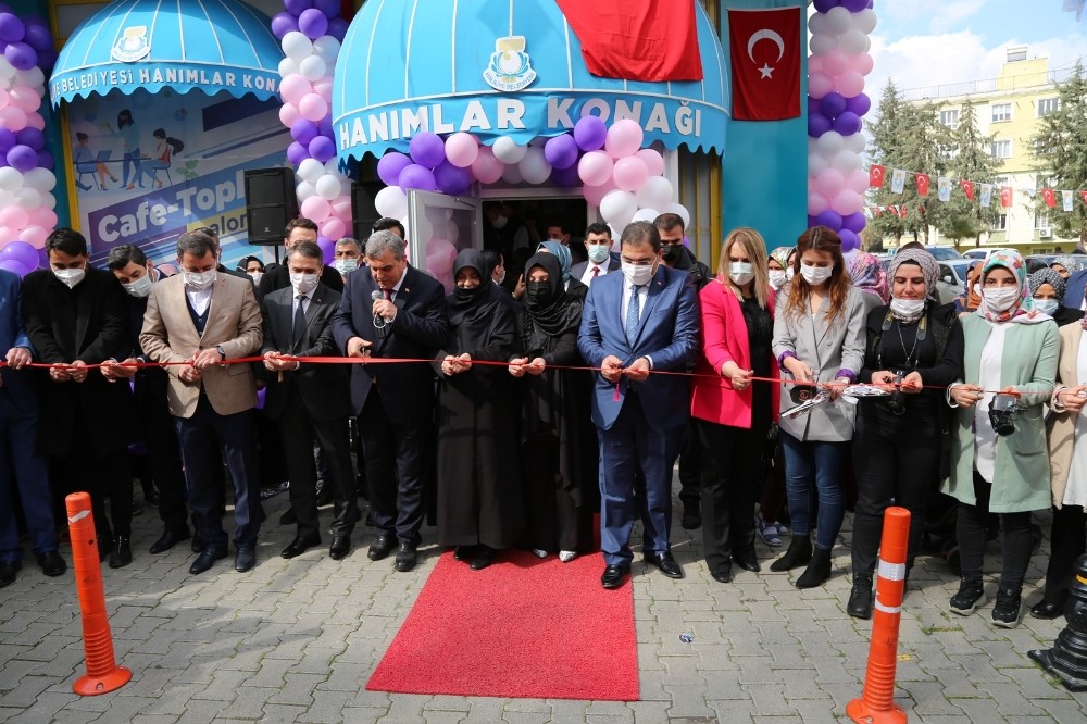Şanlıurfa’da kadınlar için hanımlar konağı açıldı