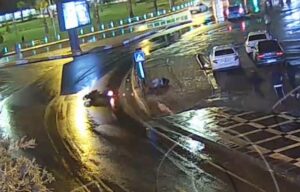 Şanlıurfa’da kaza anları şehir polis kameralarına yansıdı