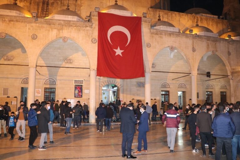 Şanlıurfa’da Miraç Kandili coşkusu