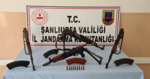 Şanlıurfa’da Sulama borusundan uzun namlulu silahlar çıktı