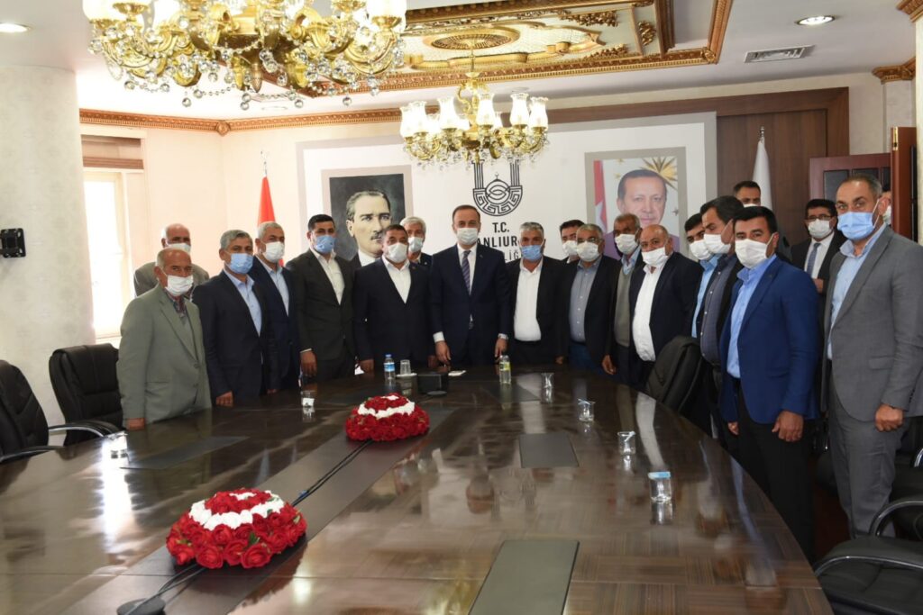 Vali Erin Bozovalı muhtarlarla bir araya geldi