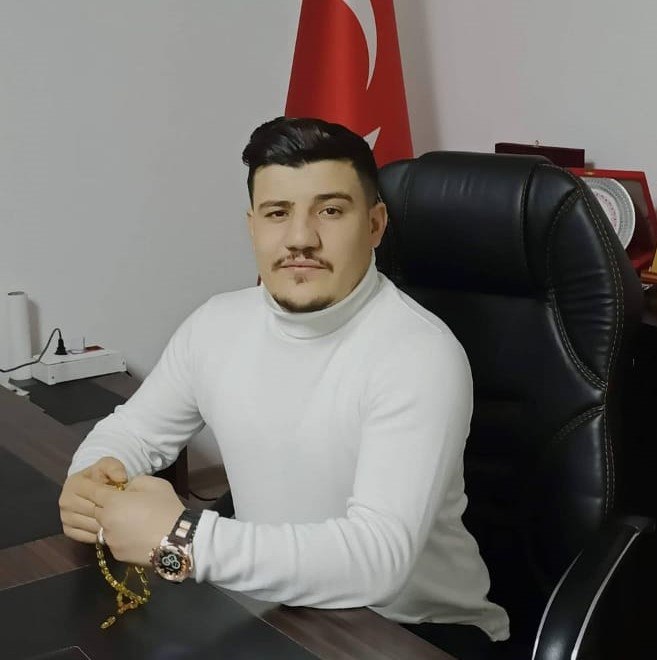 Şanlıurfa’da boş olduğu sanılan silahla arkadaşını başından vurdu