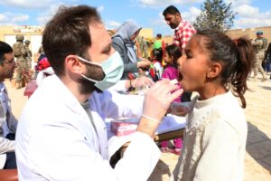 Akçakale Belediyesi ve Harran Üniversitesi’nden Suriyeli öğrencilere yardım