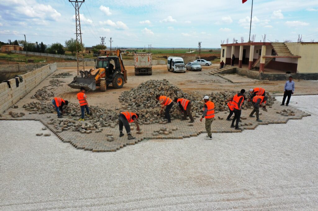 Akçakale kırsalında kilitli parke