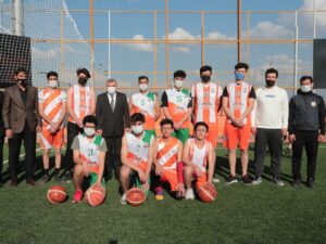 Beyazgül genç sporcularla bir araya geldi