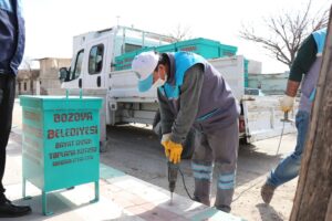 Bozova’da sokak hayvanlarına Hayat ol projesi