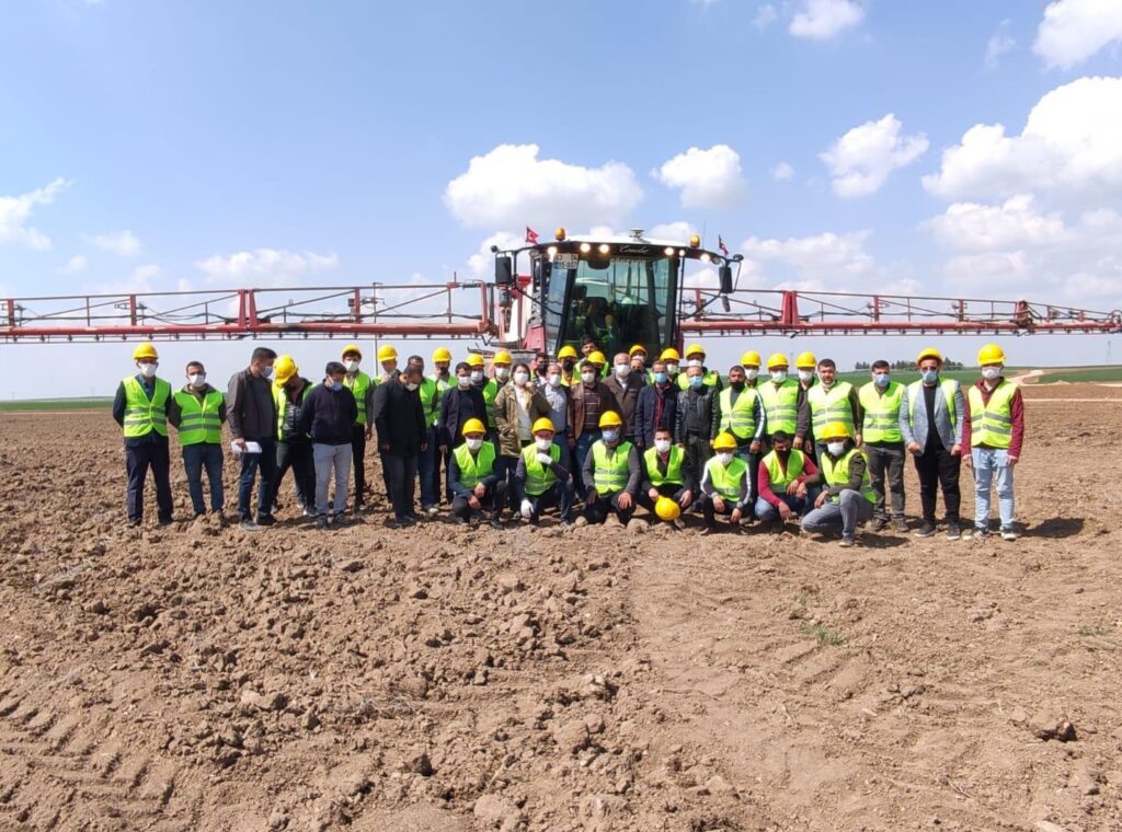 Ceylanpınar’da “Kendi yürür İlaçlama Makinesi” kursu verildi