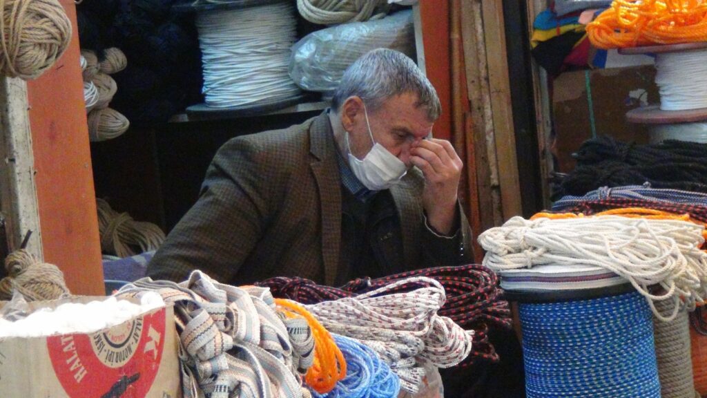 Şanlıurfa’da 50 yıllık kendir ustası zamana direniyor