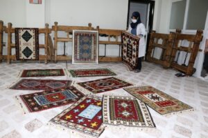 Şanlıurfa’da açılan kurslarla kadınlar meslek ediniyor