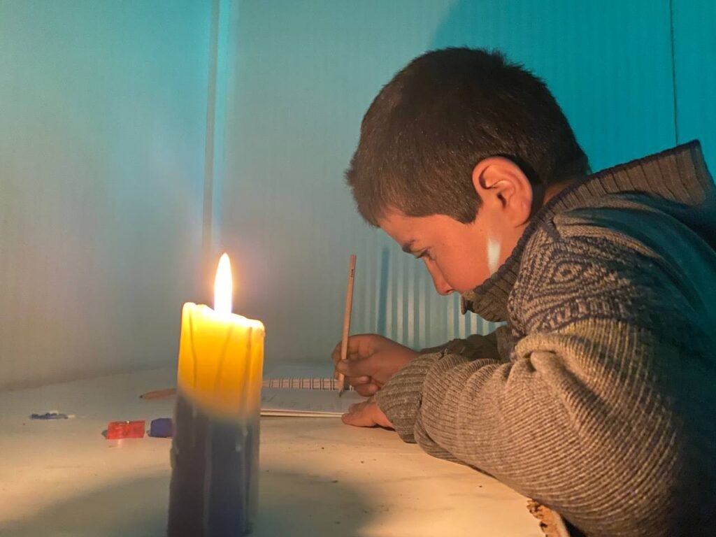 Şanlıurfa’da Bu mezra 8 yıldır karanlık