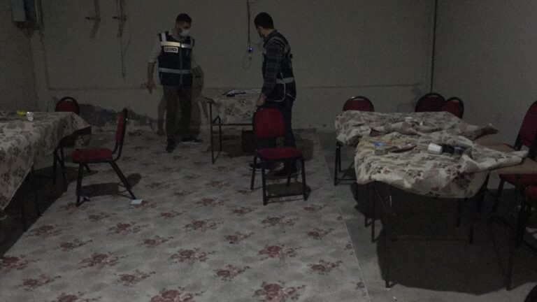 Şanlıurfa’da Kumar oynayan 30 kişiye para cezası