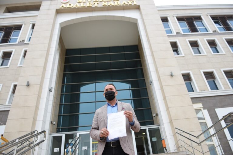 Şanlıurfa’da Mahalle muhtarından, bildiri yayımlayan emekli amiraller hakkında suç duyurusu