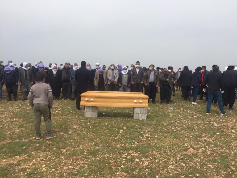 Şanlıurfa’da Şivan Perwer’in korona virüsten ölen kardeşi defnedildi