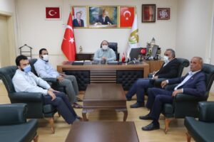 Viranşehir’de ihtiyaç sahibi ailelere sıcak iftar yemeği