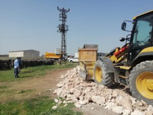 Viranşehir’de Kırsal mahallelerde stabilize yol çalışması