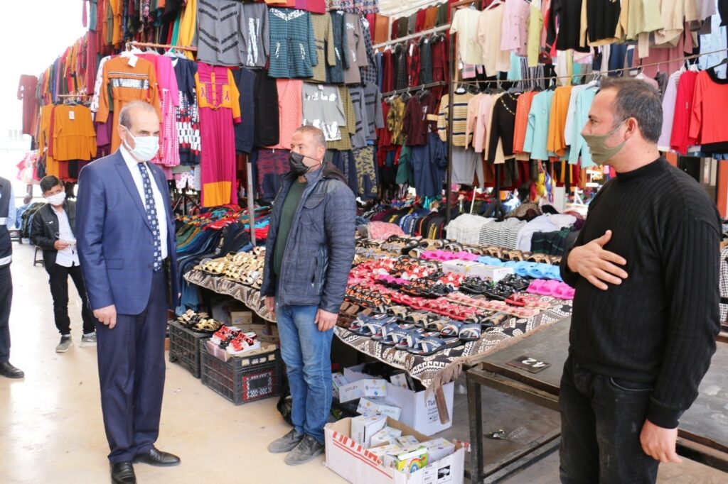 Yalçınkaya, Pazar esnafıyla bir araya geldi