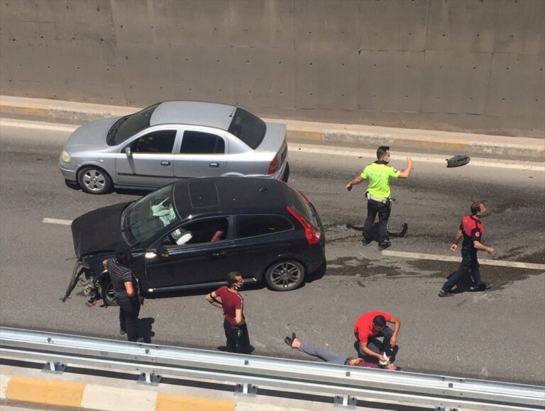 Şanlıurfa’da otomobil refüje çarptı: 1 yaralı