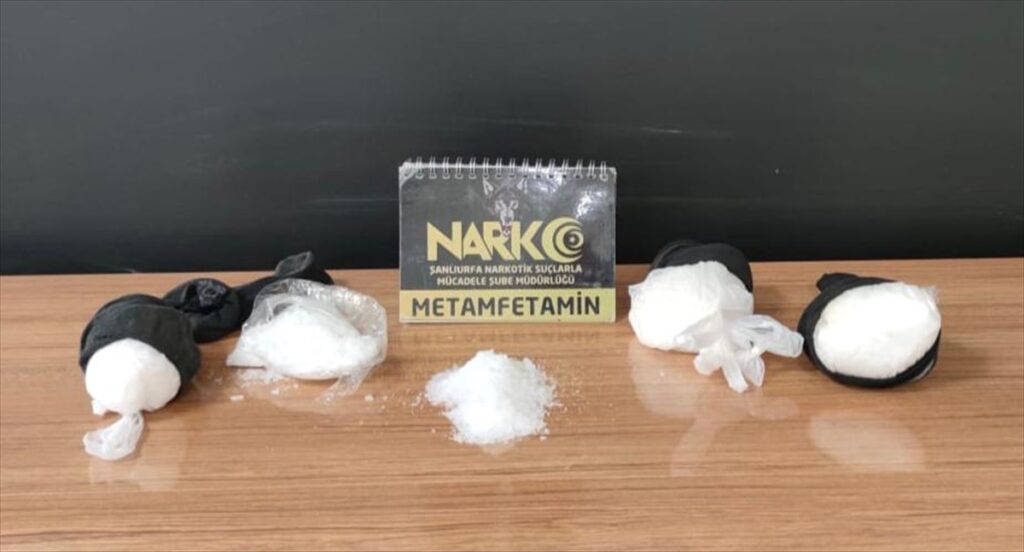 Şanlıurfa’da uyuşturucu satıcılarına yönelik operasyonda 26 şüpheli yakalandı