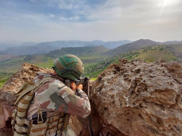 Suriye’den Şanlıurfa’ya yasa dışı yollarla girmeye çalışan 4 kişi yakalandı