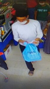 Şanlıurfa’da markete hırsızlık kameraya yakalandı