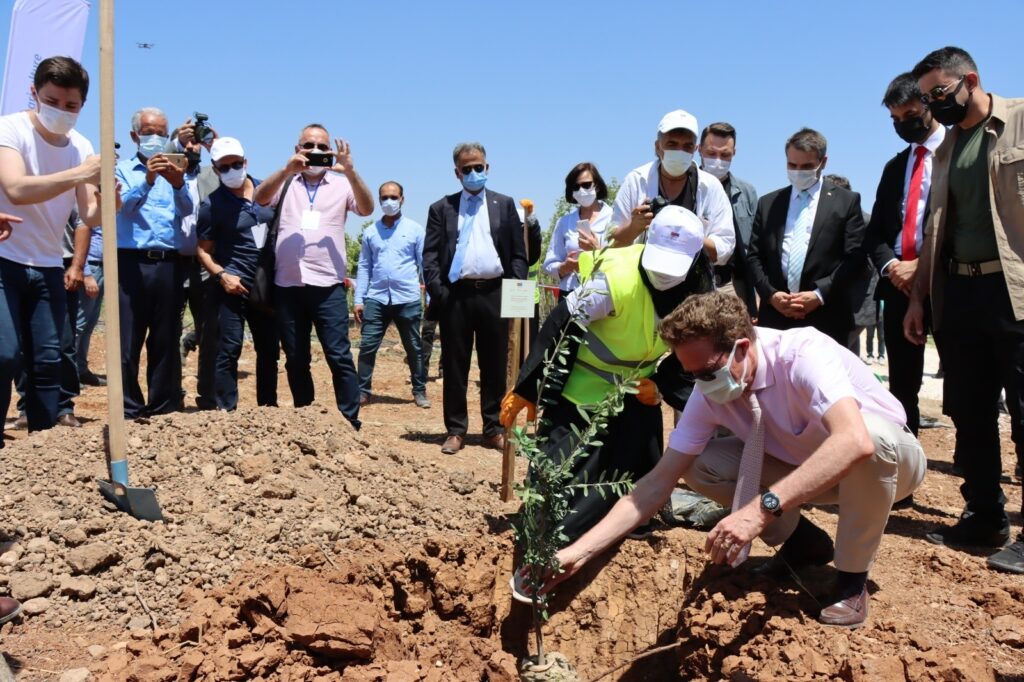 AB Büyükelçi Nikolaus Meyer-Landrut, Şanlıurfa’da ağaç dikti