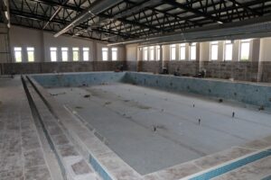 Bozova’da Yarı Olimpik Yüzme havuzu yaz aylarına hazırlanıyor