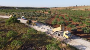 Büyükşehir Belediyesi Karaköprü kırsalında 4 ayrı noktada hizmet veriyor