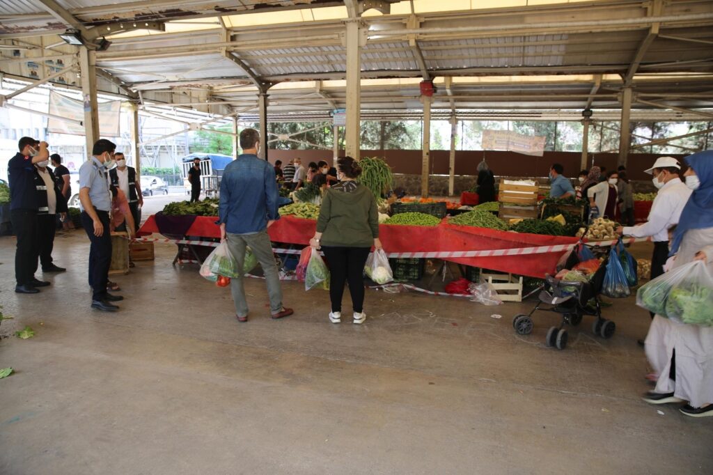 Şanlıurfa’da Zabıtadan pazarlara sıkı denetim