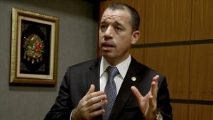 AK Partili Özşavlı, PKK eridikçe HDP’nin de eridiğini söyledi