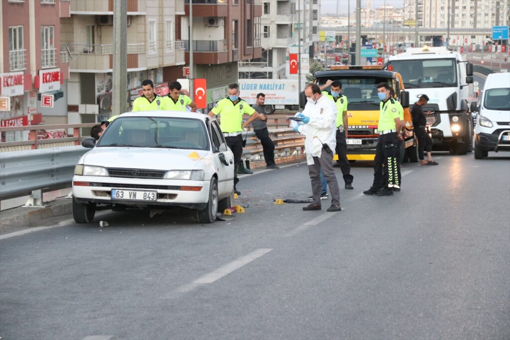 Şanlıurfa’da trafik kazası: 2 ölü, 1 yaralı