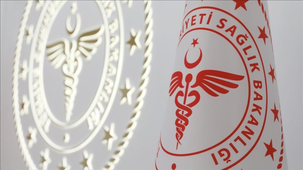 Sağlık personelinin istifa ve izin taleplerine ilişkin sınırlamalar yürürlükten kalkacak