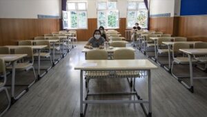 YKS’ye girecek adaylar ve refakatçileri sokağa çıkma kısıtlamasından muaf tutulacak