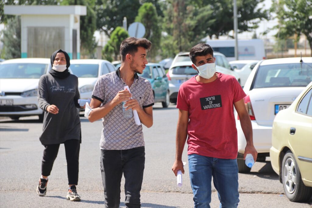 Gaziantep, Şanlıurfa, Malatya, Kahramanmaraş ve Adıyaman’da YKS’nin ikinci oturumu AYT heyecanı