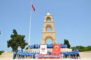 Şanlıurfalı gençler Gelibolu Yarımadası’nı gezen “Genç Adımlar” tarihi yerinde öğrendi