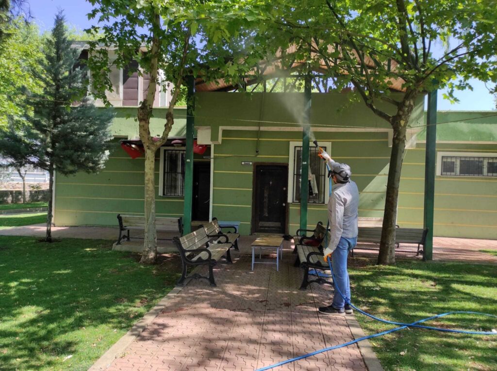 Siverek’te Haşereyle mücadele çalışmaları aralıksız sürüyor