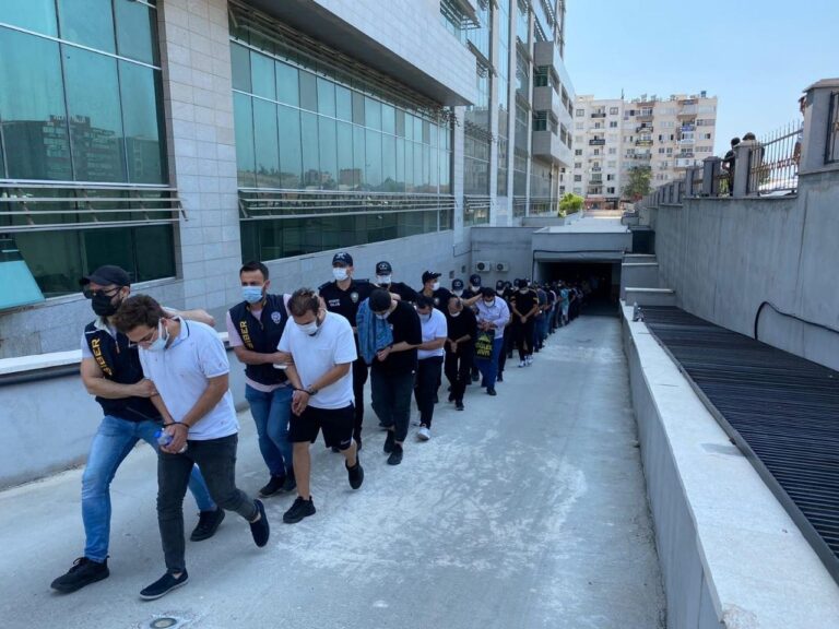 Yasadışı bahis operasyonuna 35 tutuklama