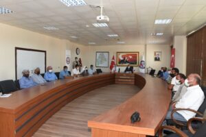 Vali Erin, Göçer Ailelerle İstişare Toplantısında Buluştu