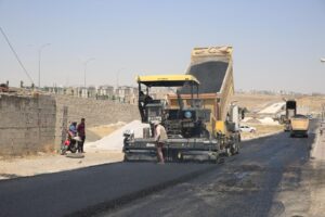 Haliliye’de asfaltlama çalışmaları sürüyor