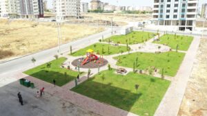 Karaköprü’de her ay yeni bir park yapılıyor