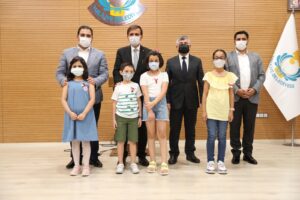 Şanlıurfa’da İstiklal Marşı yarışmasında ödüller sahiplerini buldu