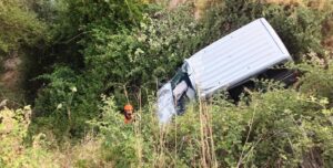 Şanlıurfa’da kamyonet ile otomobil çarpıştı: 4 yaralı