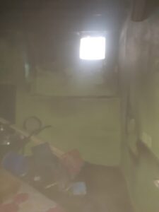 Siverek’te Yalnız yaşayan yaşlı kadının evi yandı