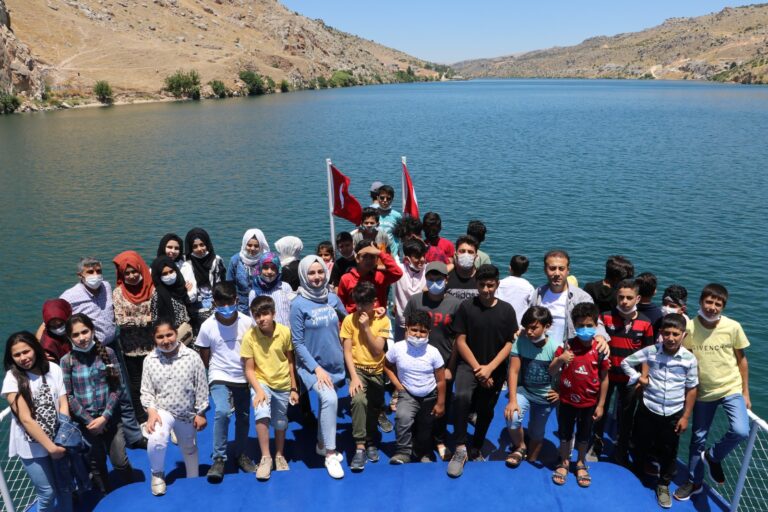 Şanlıurfa’da Geleceğimiz Sokakta Kaybolmasın Projesi Kültür Gezileri İle Devam Ediyor