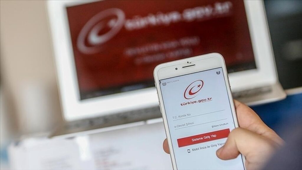 Yılın ilk yarısında e-Devlet üzerinden 43 milyon 103 bin 554 işlem gerçekleştirildi