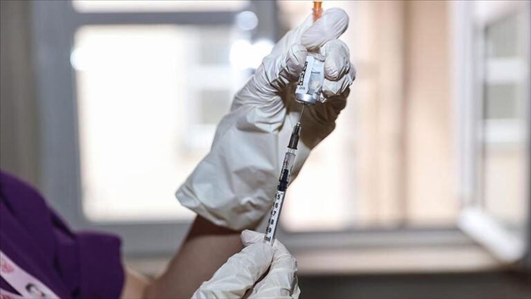 Türkiye’de 16 bin 809 kişinin Kovid-19 testi pozitif çıktı, 63 kişi yaşamını yitirdi