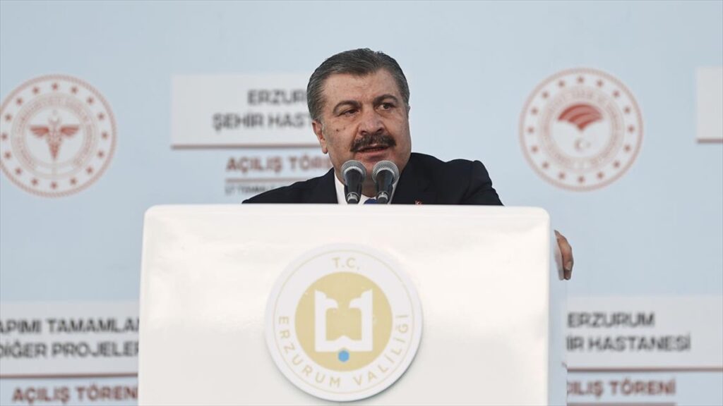 Sağlık Bakanı Koca’dan ‘Kovid-19 tedbirlerine uyalım, aşımızı bir an evvel olalım’ çağrısı