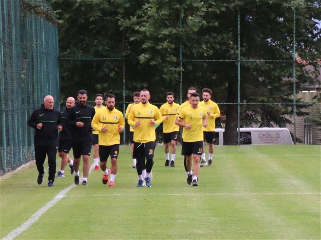 Şanlıurfaspor’da yeni sezon hazırlıkları başladı