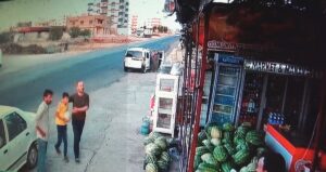 Şanlıurfa’da çocuğun kazadan kurtulma anı güvenlik kamerasına yansıdı