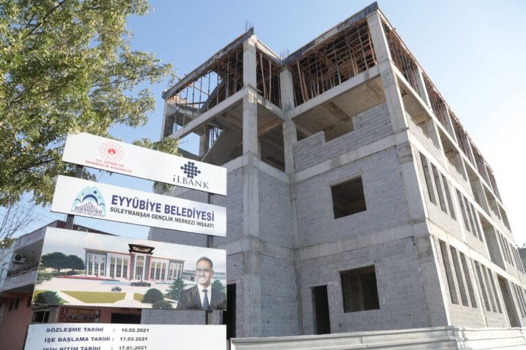 Eyyübiye’de eserler bir bir yükseliyor